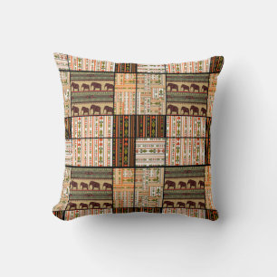 Afrikanische Patchwork-Elefanten: Ziertextur Kissen