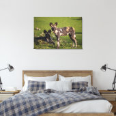 Afrikanische Wildhunde in Tansania Leinwanddruck (Insitu (Schlafzimmer))