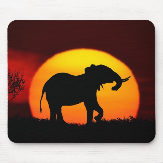 Afrikanischer Elefant bei Sonnenuntergang Mousepad (Vorne)