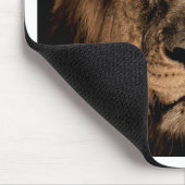 Afrikanischer Löwe nahe Augen Mousepad (Ecke)