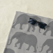 Afrikanisches Elefantenmuster-Silhouette Strandtuch (Beispiel)