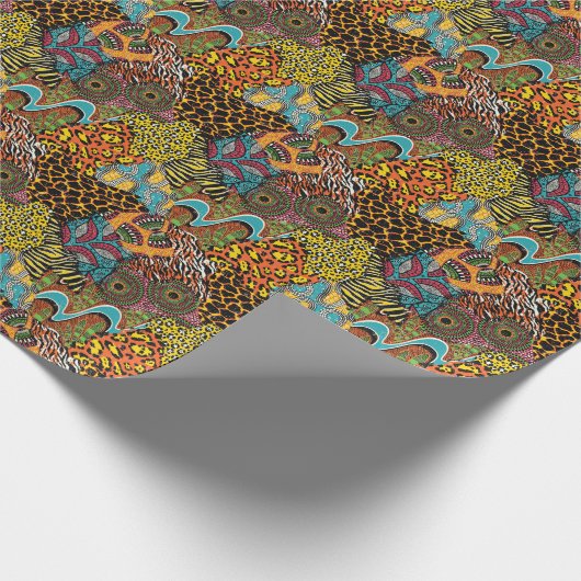 Afrikanisches Gewebe: Wildtierpatchwork. Geschenkpapier (Ecke)