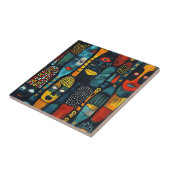 Afrikanisches Stammesmuster mit Idole. Fliese (Seite)