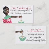 Afroamerikanerfrau, die knackendes Ei des Backens Visitenkarte (Vorne/Hinten)