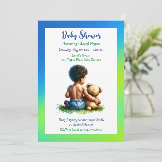 Afroamerikanischer Baby Boy mit Teddy Baby Shower Einladung (Stehend Vorderseite)