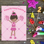 Afroamerikanischer Cheerleader Custom Birthday Gir Karte<br><div class="desc">Diese niedliche,  maßgeschneiderte Geburtstagskarte mit einem zeichn eines hübschen afroamerikanischen Cheerleader in einer fröhlichen Uniform,  die rosa Pom poms hält. Personalisieren Sie diese niedliche Kindergeburtstag-Karte mit dem Namen eines schwarzen Mädchens zwischen dem lustigen Herzmuster.</div>