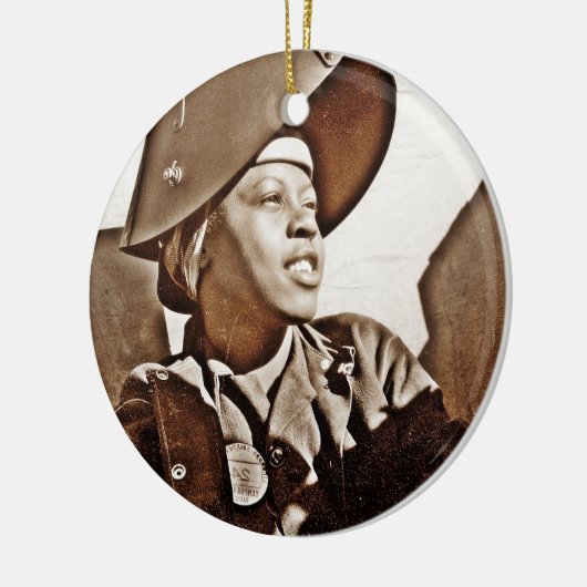 Afroamerikanischer Frauenpatrioten Keramik Ornament (Links)