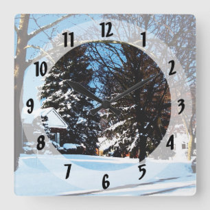 After the Snowstorm Quadratische Wanduhr