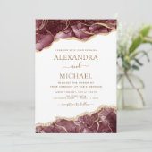 Agate Burgundy Gold Wedding Einladung (Stehend Vorderseite)