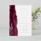 Agate Burgundy Silver Script Wedding Folieneinladung (Stehend vorne)