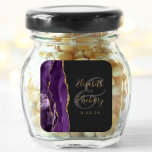 Agate Geode Script Lila Gold Dark Wedding Quadratischer Aufkleber<br><div class="desc">Dieser elegante,  moderne Hochzeitsaufkleber zeichnet sich durch ein lila Aquarellfarben-Geoddesign aus,  das mit vergoldetem Imitat-Glitzer bestickt ist. Anpassen Sie den goldfarbenen Text einfach auf einem schwarzen Hintergrund,  mit den Namen der Braut und des Bräutigams in handschriftlicher Kalligrafie über einen großen,  mittelgrauen Ampersand.</div>