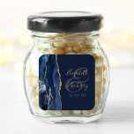 Agate Geode Script Navy Blue Gold Hochzeit Quadratischer Aufkleber<br><div class="desc">Dieser elegante,  moderne Hochzeitsaufkleber besticht durch eine marineblau-blaue Aquarellfarbe,  die mit Imitaten vergoldetem Glitzer bestickt wurde. Anpassen Sie den goldfarbenen Text auf einem marineblauen Hintergrund einfach an,  mit den Namen der Braut und des Bräutigams in handgeschriebener Kalligrafie über einen großen Ampersand.</div>