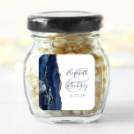 Agate Geode Script Navy Blue Gold Hochzeit Quadratischer Aufkleber<br><div class="desc">Dieser elegante,  moderne Hochzeitsaufkleber besticht durch eine marineblau-blaue Aquarellfarbe,  die mit Imitaten vergoldetem Glitzer bestickt wurde. Einfache Anpassung des kohlegrauen Textes auf weißem Hintergrund,  mit den Namen der Braut und des Bräutigams in handgeschriebener Kalligrafie über einen großen,  hellblauen Ampersand.</div>