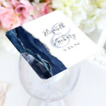 Agate Geode Script Navy Blue Silver Wedding Rechteckiger Pappuntersetzer<br><div class="desc">Dieser elegante,  moderne Untersetzer besticht durch eine marineblau-blaue Aquarellfarbe,  die mit Imitaten bestickt ist,  die mit silberfarbenem Glitzer verkleidet sind. Einfache Anpassung des kohlegrauen Textes auf weißem Hintergrund,  mit den Namen der Braut und des Bräutigams in handgeschriebener Kalligrafie über einen großen,  hellblauen Ampersand.</div>