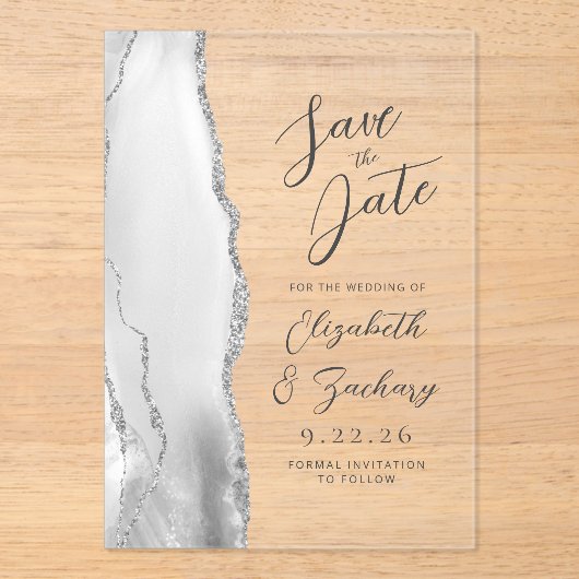 Agate Gray White Silver Moderne Script Hochzeit Acryleinladungen (Vorderseite)