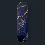 Agate Navy Blue Gold Ihr Name Letter Skateboard<br><div class="desc">Skateboards mit Monogram Name Agate Navy Blue Gold Edelstein Marble Geode Glitzer Sparkle Personalisiert Geburtstag - Geburtstag oder Hochzeitsgeschenk / Beißig - Add Your Letter / Name - Text oder Entfernen - Make Your Special Skateboard Geschenk - Neu formatieren und verschieben oder entfernen und hinzufügen Text / Elemente mit Anpassungs-Tool....</div>