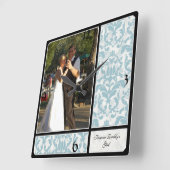 Aged Vintage Damask Pattern Wedding Fotograph Quadratische Wanduhr (Winkel)