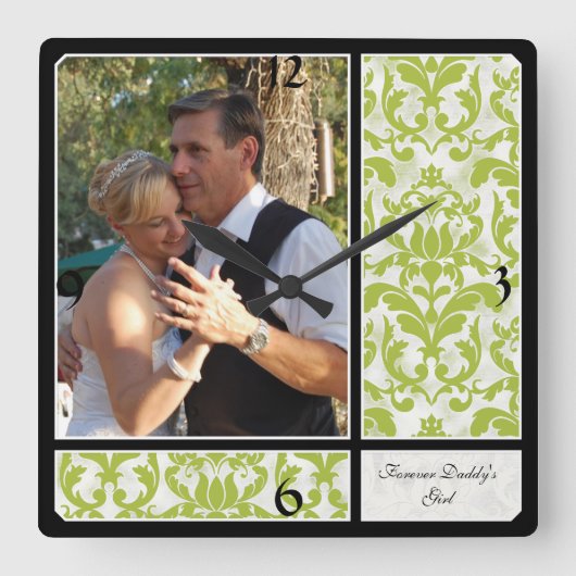 Aged Vintage Damask Pattern Wedding Fotograph Quadratische Wanduhr (Vorderseite)