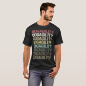 Agility-Schulung für farbiges Texthund T-Shirt (Vorne ganz)