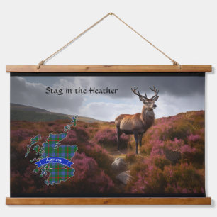 Agnew Stag in Heather Personalisiert Wandteppich Mit Holzrahmen
