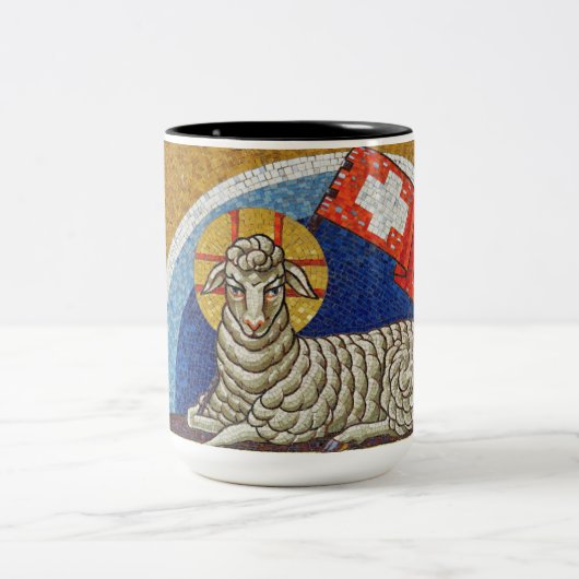 Agnus Dei Zweifarbige Tasse (Mittel)