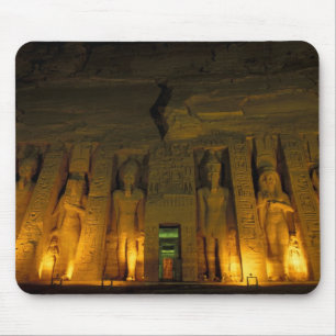 Ägypten, Abu Simbel, beleuchtete Fassade von Klein Mousepad