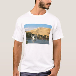 Ägypten, Assuan, Nil, Felucca-Segelschiffe, 2 T-Shirt