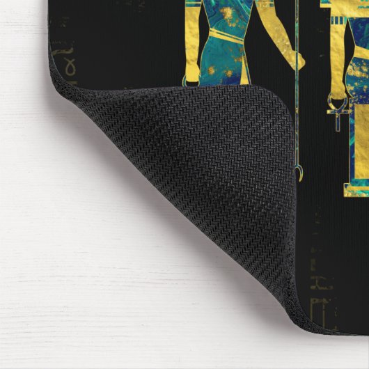 Ägyptische Gottheiten auf Hieroglyphen Gold und Mousepad (Ecke)