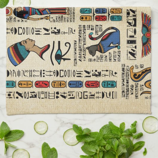Ägyptische Hieroglyphen und Gottheiten auf Papyrus Geschirrtuch (Gefaltet)