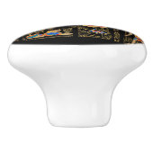 Ägyptische Hieroglyphen und Gottheiten auf schwarz Keramikknauf (Seitenansicht)