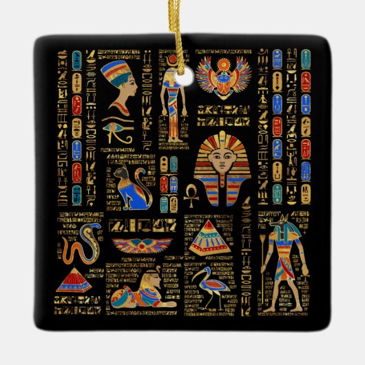 Ägyptische Hieroglyphen und Gottheiten auf schwarz Keramikornament (Vorderseite)