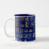 Ägyptische Hieroglyphics aus Gold auf Blue Intial Zweifarbige Tasse (Links)
