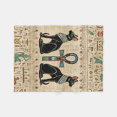 Ägyptische Katzen und Knöchelkreuz Fleecedecke (Vorderseite (Horizontal))