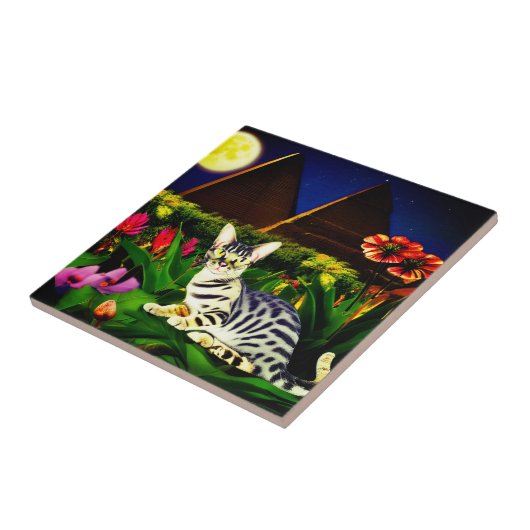 Ägyptische Mau-Katze in einem Mitternachtgarten Fliese (Seite)