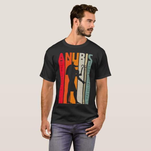 Ägyptischer Gott Anubis Retro Ägypten Hieroglyphen T-Shirt (Vorne ganz)