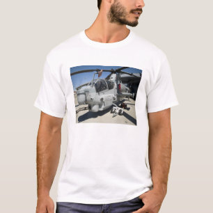 AH-1Z Superkobra-Hubschrauberangriff T-Shirt