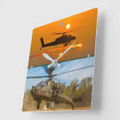 AH-64E APACHE GUARDIAN QUADRATISCHE WANDUHR (Winkel)