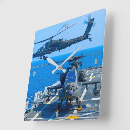 AH-64E APACHE GUARDIAN QUADRATISCHE WANDUHR (Winkel)