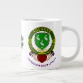 Aherne Irish Shield w/Claddagh Personalisiert Jumbo-Tasse (Rechts)
