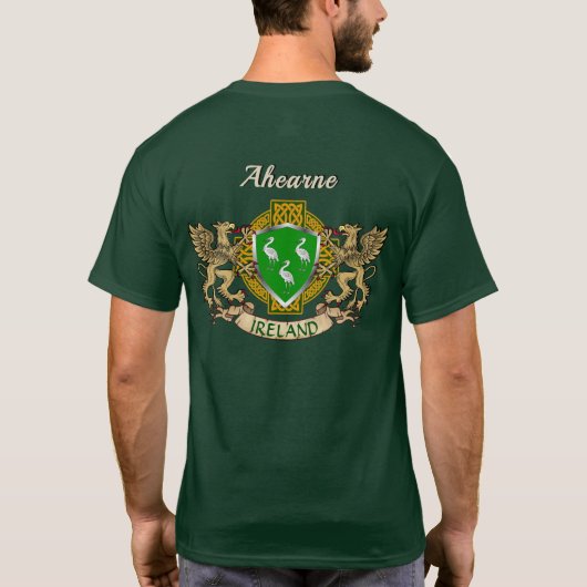 Aherzne Irish Shield & Griffins Personalisiert T-Shirt (Rückseite)