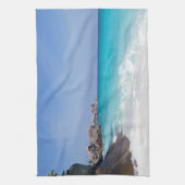 Ähnlicher weißer Sandstrand und türkisblaues Meer Geschirrtuch (Vertikal)