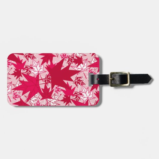Ahorn-Blätter auf rosa Hintergrund Gepäckanhänger (Vorderseite horizontal)