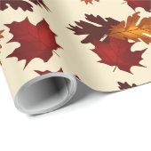 Ahorn und Eichenblättern Blätter Herbstfarben Geschenkpapier (Rolleneckpunkt)