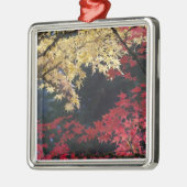 Ahornbäume im Herbst Ornament Aus Metall (Links)