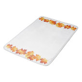 Ahornkuchen auf der Badematte (Schrägansicht)