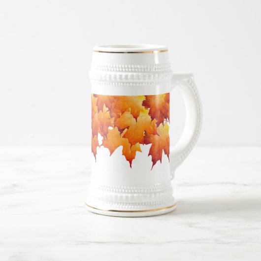 Ahornkuchen auf einem Stein Bierglas (VorderseiteRechts)