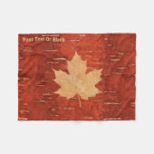 Ahornleaf auf der Birkenrinde Fleecedecke (Vorderseite (Horizontal))