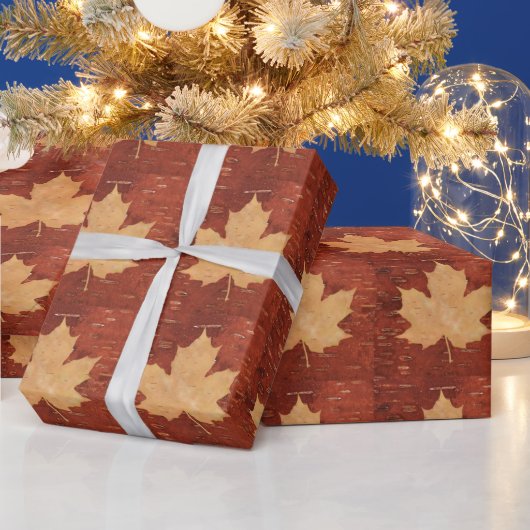 Ahornleaf auf der Birkenrinde Geschenkpapier (Feiertage)