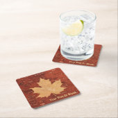 Ahornleaf auf der Birkenrinde Rechteckiger Pappuntersetzer (Vor Ort)