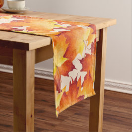 Ahornpaar auf einem Tischläufer